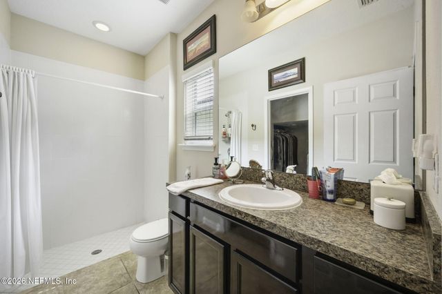 270 AMBER RIDGE Road, Jacksonville, FL 32218
