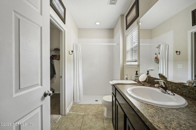 270 AMBER RIDGE Road, Jacksonville, FL 32218