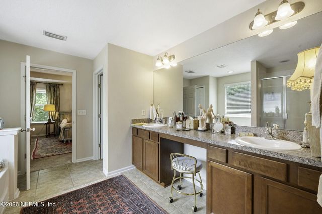 270 AMBER RIDGE Road, Jacksonville, FL 32218