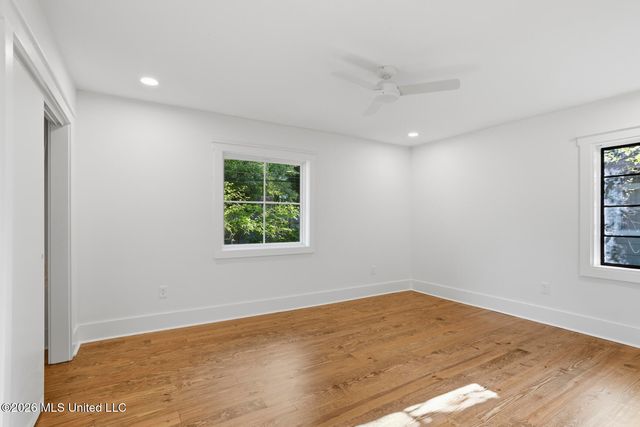 1917 E Northside Drive, Jackson, MS 39211