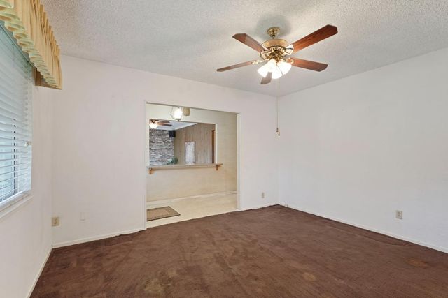 5219 Solari Ranch Rd, Stockton, CA 95215