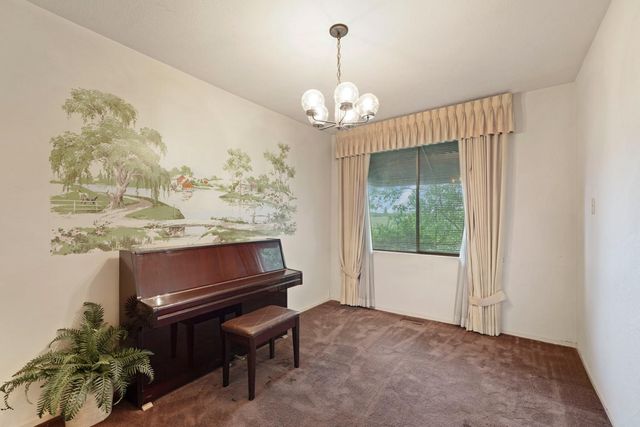 5219 Solari Ranch Rd, Stockton, CA 95215