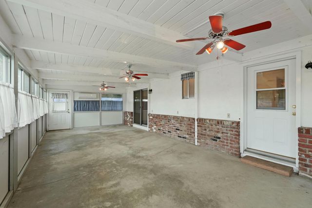 5219 Solari Ranch Rd, Stockton, CA 95215