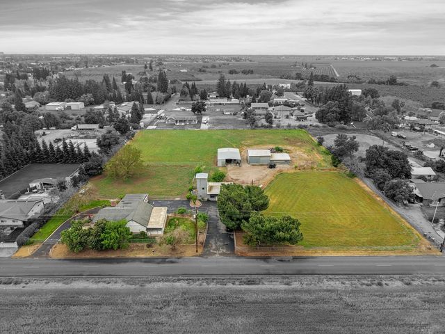 5219 Solari Ranch Rd, Stockton, CA 95215