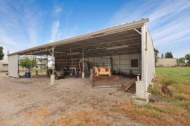 5219 Solari Ranch Rd, Stockton, CA 95215