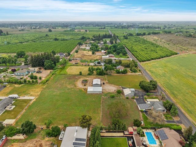 5219 Solari Ranch Rd, Stockton, CA 95215