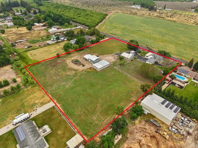 5219 Solari Ranch Rd, Stockton, CA 95215