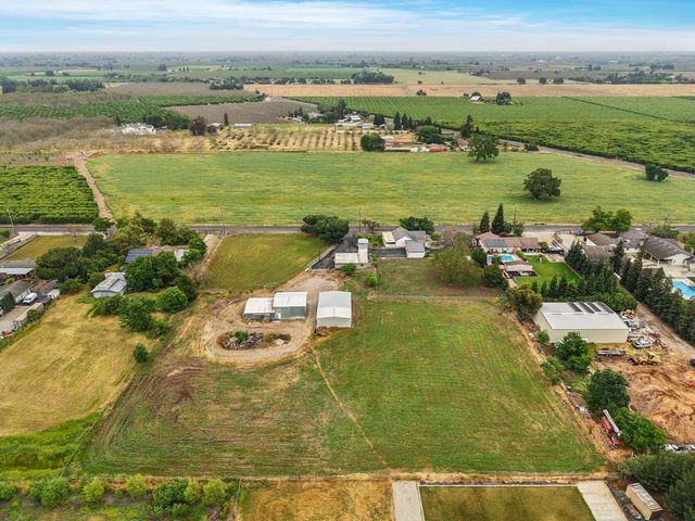 5219 Solari Ranch Rd, Stockton, CA 95215