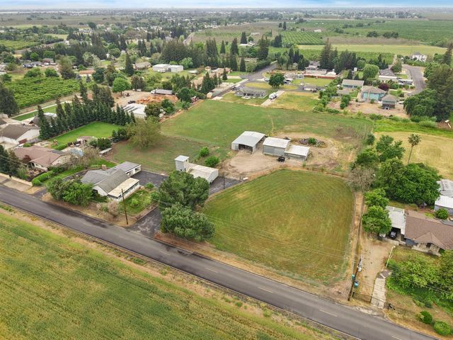 5219 Solari Ranch Rd, Stockton, CA 95215