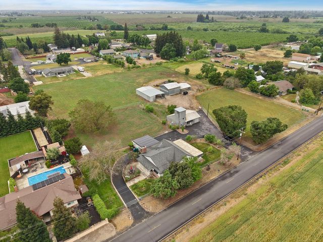 5219 Solari Ranch Rd, Stockton, CA 95215