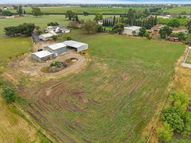 5219 Solari Ranch Rd, Stockton, CA 95215