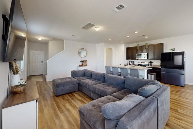 966 Harper Lane, Bryan, TX 77803