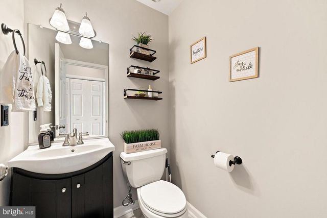 183 WANKOMA DR, Remington, VA 22734