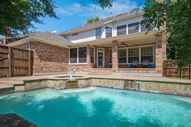 2000 Mulberry Way, Irving, TX 75063