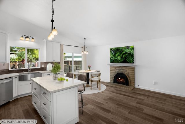 1724 Arroyo Sierra Cir, Santa Rosa, CA 95405