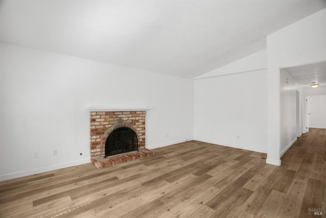 1724 Arroyo Sierra Cir, Santa Rosa, CA 95405