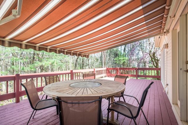 6 Brewer Dr, Westborough, MA 01581