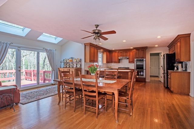 6 Brewer Dr, Westborough, MA 01581