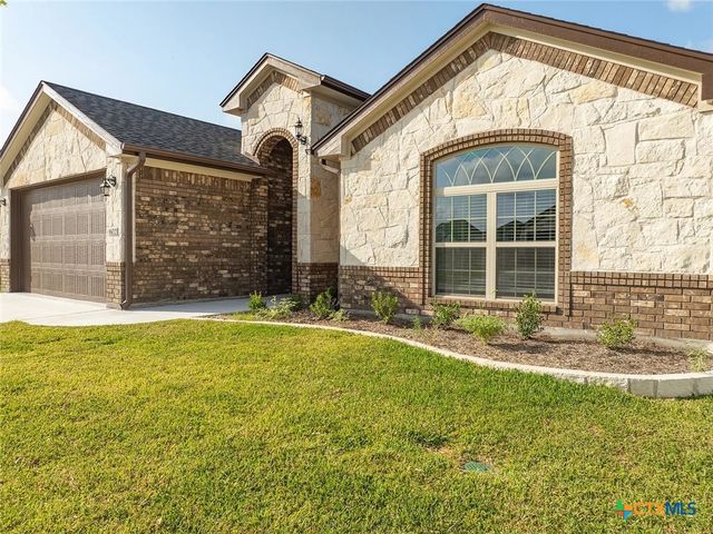 602 Dred Roger Circle, Killeen, TX 76542
