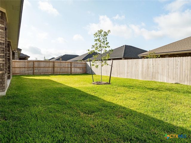 602 Dred Roger Circle, Killeen, TX 76542