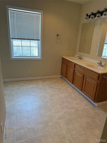 810 Liberty Street, Alton, IL 62002