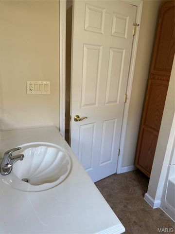 810 Liberty Street, Alton, IL 62002