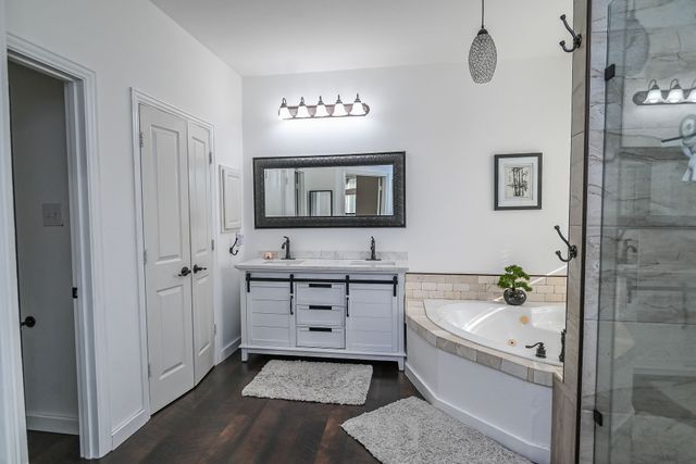 2821 Meadow Green Drive, Flower Mound, TX 75022