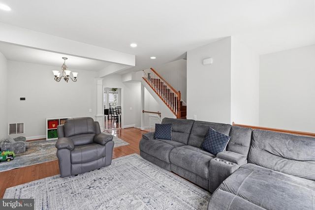 2205 GREYWING ST, Woodbridge, VA 22191