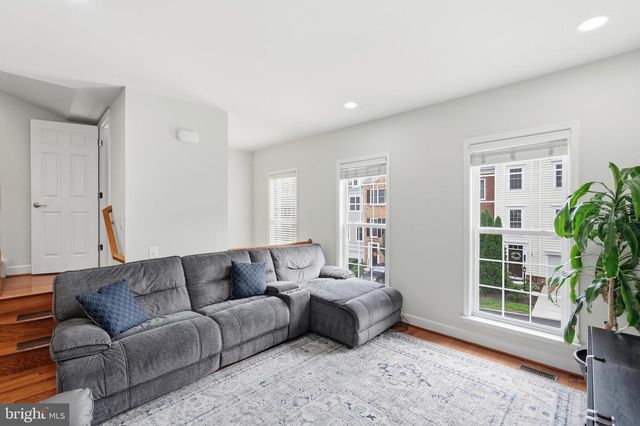 2205 GREYWING ST, Woodbridge, VA 22191