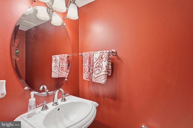 2205 GREYWING ST, Woodbridge, VA 22191