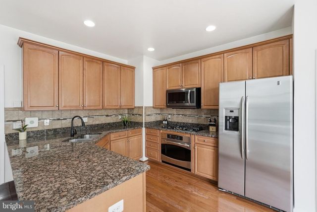2205 GREYWING ST, Woodbridge, VA 22191