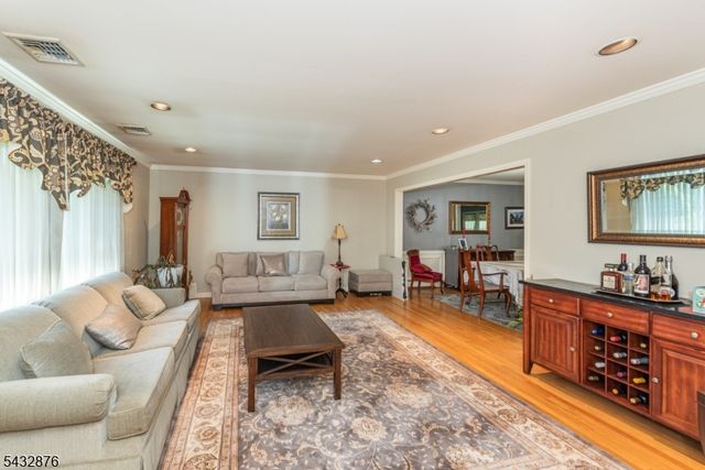 17 Morningside Cir 1, Little Falls Twp., NJ 07424