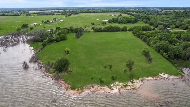 1125 County Road 2670 Lot 2, Telephone, TX 75488