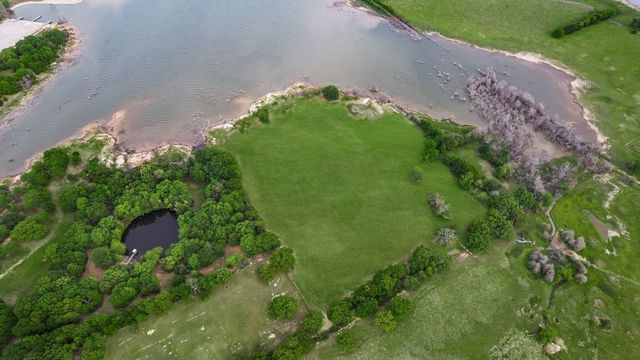 1125 County Road 2670 Lot 2, Telephone, TX 75488