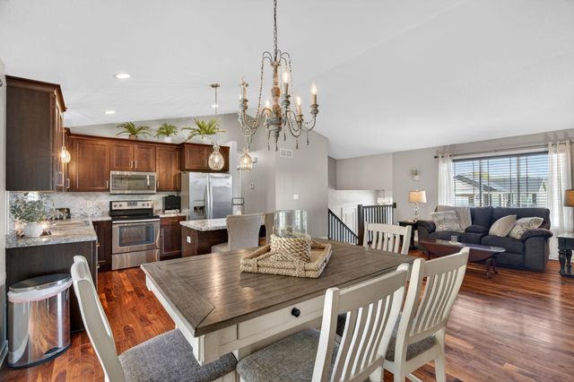 3381 Ridgeline Drive SE, Rochester, MN 55904