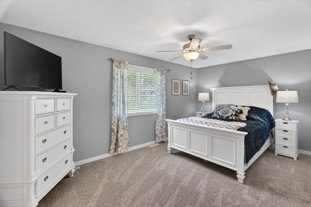 3381 Ridgeline Drive SE, Rochester, MN 55904