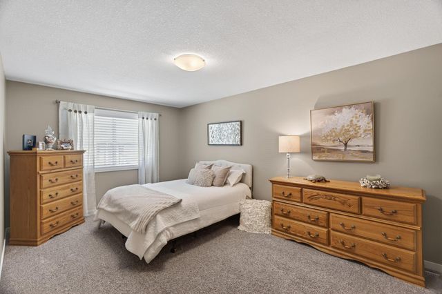3381 Ridgeline Drive SE, Rochester, MN 55904