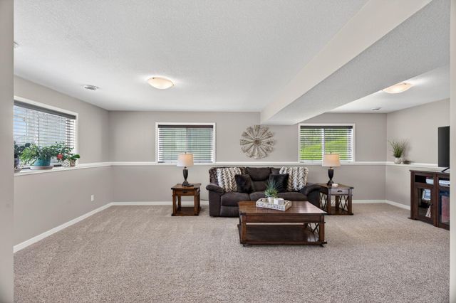 3381 Ridgeline Drive SE, Rochester, MN 55904