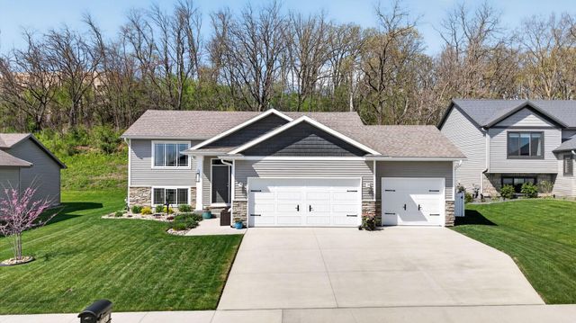 3381 Ridgeline Drive SE, Rochester, MN 55904