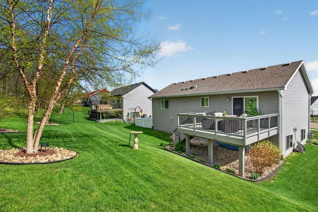 3381 Ridgeline Drive SE, Rochester, MN 55904