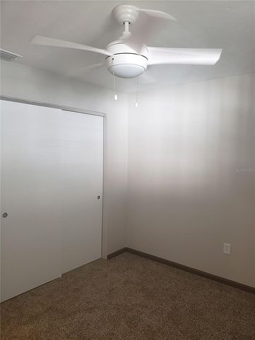 5652 18TH STREET, Zephyrhills, FL 33542