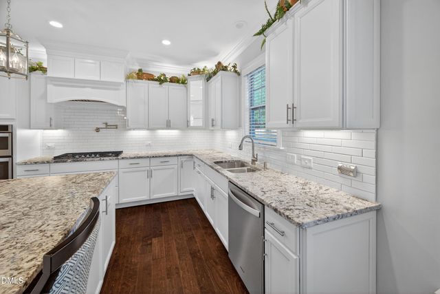 33 Barletta Court, Clayton, NC 27527