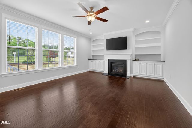 33 Barletta Court, Clayton, NC 27527