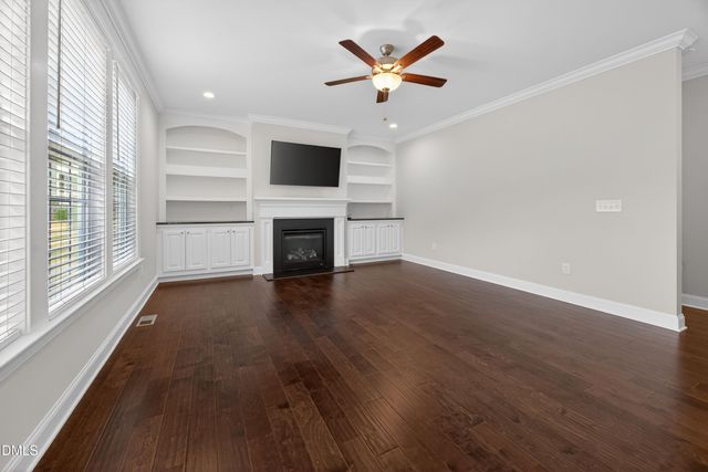 33 Barletta Court, Clayton, NC 27527