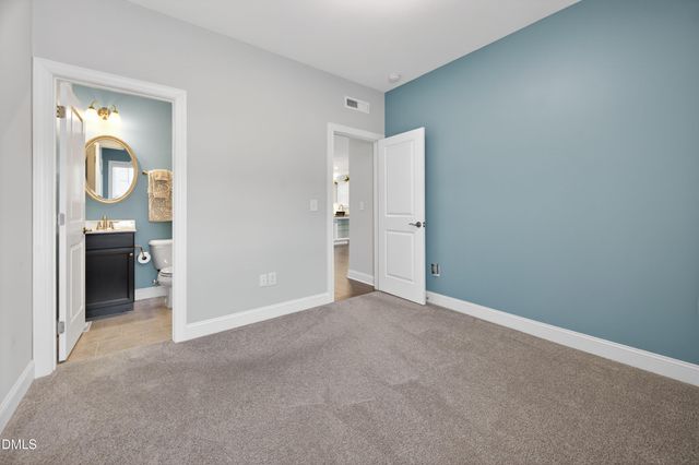 33 Barletta Court, Clayton, NC 27527