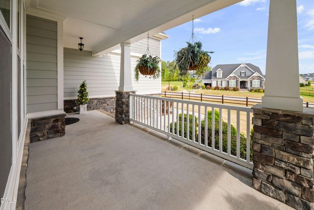 33 Barletta Court, Clayton, NC 27527