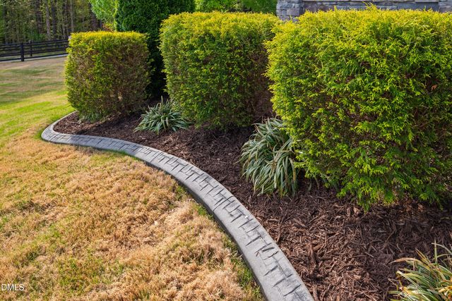 33 Barletta Court, Clayton, NC 27527