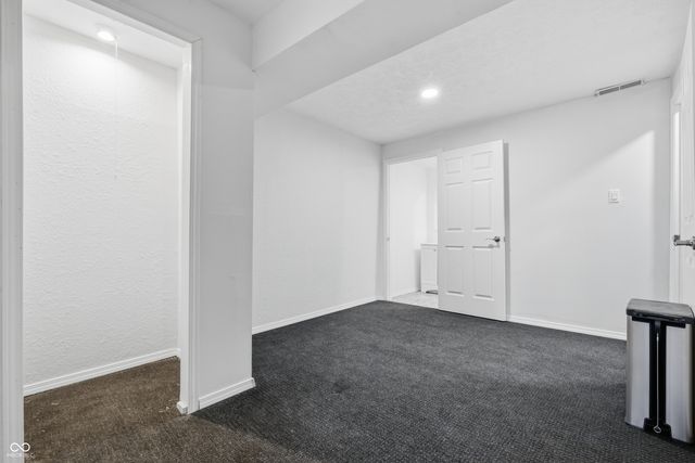 6611 Fountain Cove Court, Indianapolis, IN 46236