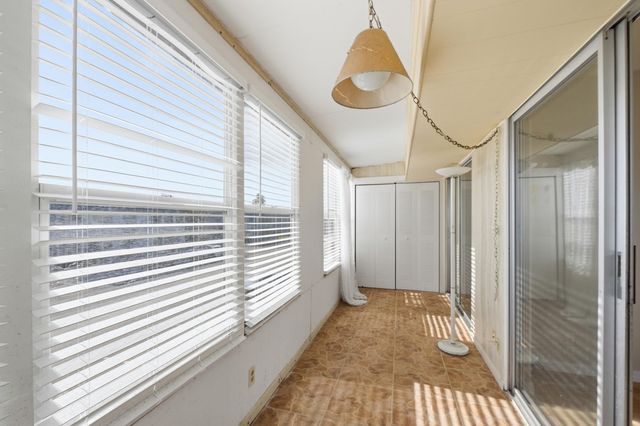 384 Saxony H, Delray Beach, FL 33446