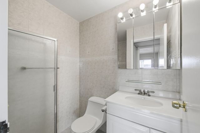 384 Saxony H, Delray Beach, FL 33446